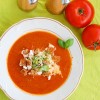 Zupa ze świeżych pomidorów z fetą
