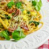 Spaghetti z sosem dyniowo-kozim , szynką szwarcwaldzką, brokułami i chrupiącymi pestkami
